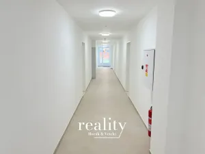 Pronájem bytu 1+1, Znojmo, MUDr. Jana Janského, 40 m2