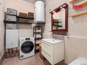 Prodej bytu 2+kk, Holubice - Kozinec, Platanová, 51 m2