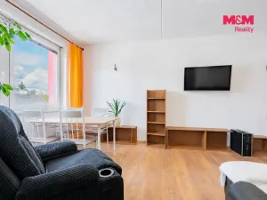 Prodej bytu 3+1, Třeboň - Třeboň II, Táboritská, 70 m2
