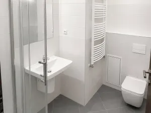 Pronájem bytu 2+kk, Praha - Holešovice, Veverkova, 42 m2