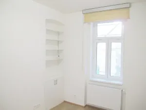 Pronájem bytu 2+kk, Praha - Libeň, Vacínova, 37 m2