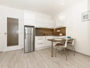 Pronájem bytu 1+kk, Praha - Vysočany, Strnadových, 33 m2