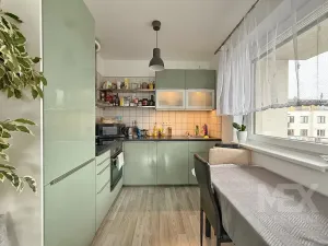 Pronájem bytu 2+kk, Hradec Králové, Antonína Petrofa, 51 m2
