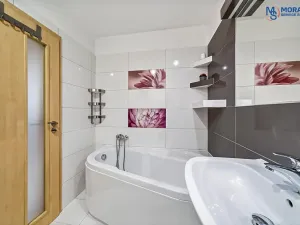 Prodej bytu 3+kk, Šternberk, Farní, 70 m2
