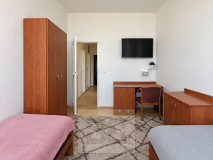 Pronájem bytu 2+1, Praha - Letňany, Třinecká, 56 m2