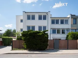 Prodej bytu 1+kk, Praha - Kyje, Vajgarská, 17 m2