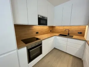 Pronájem bytu 3+kk, Praha - Řeporyje, Haenkeho, 80 m2