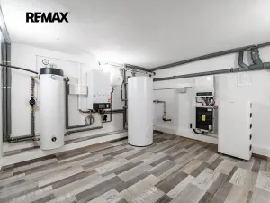 Prodej rodinného domu, Sluhy, 329 m2