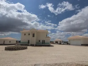 Prodej rodinného domu, Pinoso, Alicante, Španělsko, 180 m2