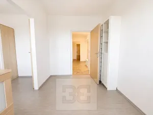 Pronájem bytu 4+1, Brno, Oblá, 80 m2