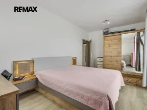 Prodej bytu 3+kk, Praha - Letňany, Hlučkova, 81 m2