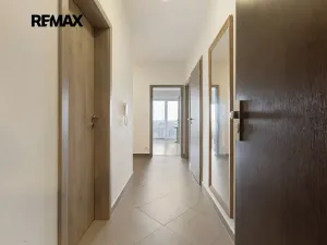 Prodej bytu 3+kk, Praha - Letňany, Hlučkova, 81 m2