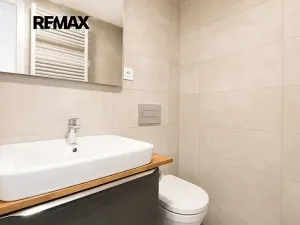 Pronájem bytu 2+kk, Praha - Hloubětín, Kbelská, 54 m2