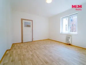 Pronájem bytu 1+1, Plzeň - Východní Předměstí, Sladkovského, 37 m2