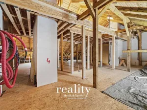 Prodej půdního prostoru, Jihlava, Husova, 160 m2