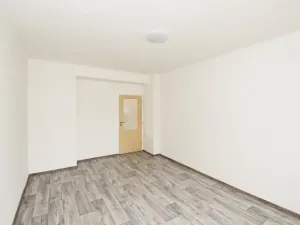 Pronájem bytu 2+1, Chomutov, Haškova, 50 m2