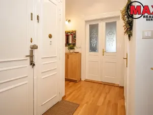 Prodej bytu 2+1, Praha - Smíchov, U Santošky, 70 m2