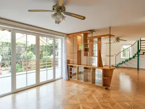 Pronájem rodinného domu, Praha - Štěrboholy, K valu, 220 m2