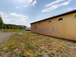 Prodej výrobních prostor, Lhůta, 320 m2