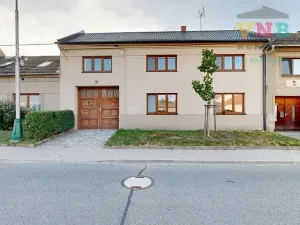 Prodej rodinného domu, Vrbátky, 250 m2