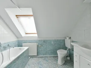 Pronájem rodinného domu, Praha - Štěrboholy, K valu, 220 m2