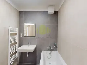 Pronájem bytu 2+kk, Olomouc, Topolová, 55 m2