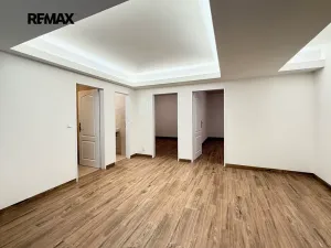 Pronájem rodinného domu, Praha - Nebušice, Na Malé Šárce, 302 m2
