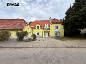 Pronájem rodinného domu, Praha - Nebušice, Na Malé Šárce, 302 m2