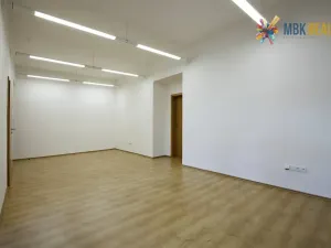 Pronájem kanceláře, Brno, Jakubské náměstí, 87 m2