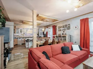 Prodej vícegeneračního domu, Pečky, 280 m2