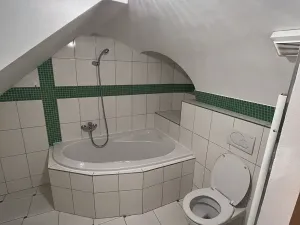 Pronájem bytu 1+kk, Kutná Hora, Komenského náměstí, 27 m2