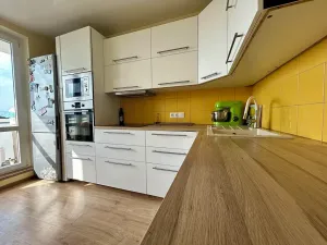 Pronájem bytu 3+1, Praha - Střížkov, Černého, 70 m2