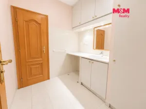 Pronájem bytu 4+1, Kladno, Na stráni, 168 m2