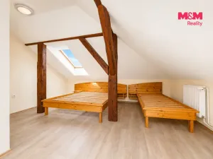 Prodej ubytování, Rokytnice v Orlických horách, náměstí T. G. Masaryka, 431 m2