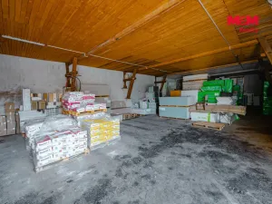 Prodej obchodního prostoru, Hřibiny-Ledská - Hřibiny, 900 m2