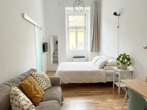 Pronájem bytu 2+1, Praha - Vinohrady, Korunní, 55 m2