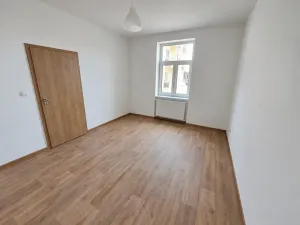 Pronájem bytu 2+kk, Pardubice, Jana Palacha, 40 m2