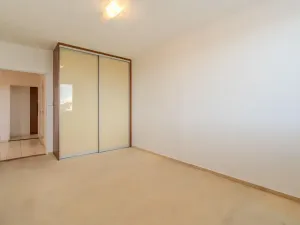 Prodej bytu 3+1, Praha - Kyje, Travná, 80 m2