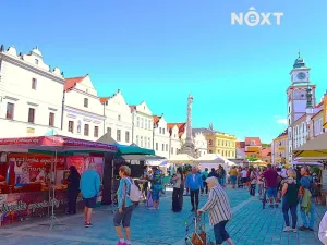 Pronájem obchodního prostoru, Třeboň, Masarykovo nám., 16 m2
