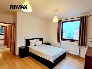 Pronájem bytu 2+kk, Praha - Vysočany, U Kloubových domů, 69 m2