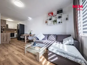 Prodej bytu 2+kk, Příbram - Příbram V-Zdaboř, Družstevní, 44 m2