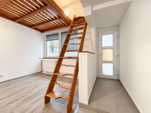 Pronájem bytu 1+kk, Liberec, Rumjancevova, 25 m2