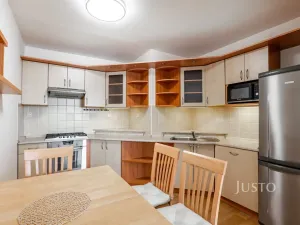 Pronájem bytu 3+kk, Praha - Petrovice, Rezlerova, 63 m2