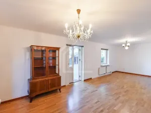Pronájem rodinného domu, Praha - Dolní Chabry, Podhorská, 230 m2