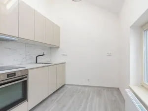 Pronájem bytu 1+kk, Praha - Vršovice, Košická, 35 m2