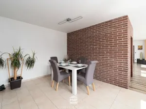 Prodej rodinného domu, Malešovice, 238 m2