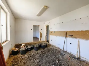 Prodej rodinného domu, Dobřív, 218 m2
