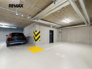Prodej bytu 2+kk, Praha - Černý Most, Arnošta Valenty, 59 m2