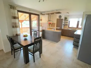 Prodej rodinného domu, Libeř, 246 m2