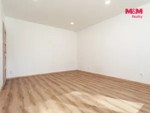 Pronájem bytu 1+kk, Ostrava - Poruba, 27 m2